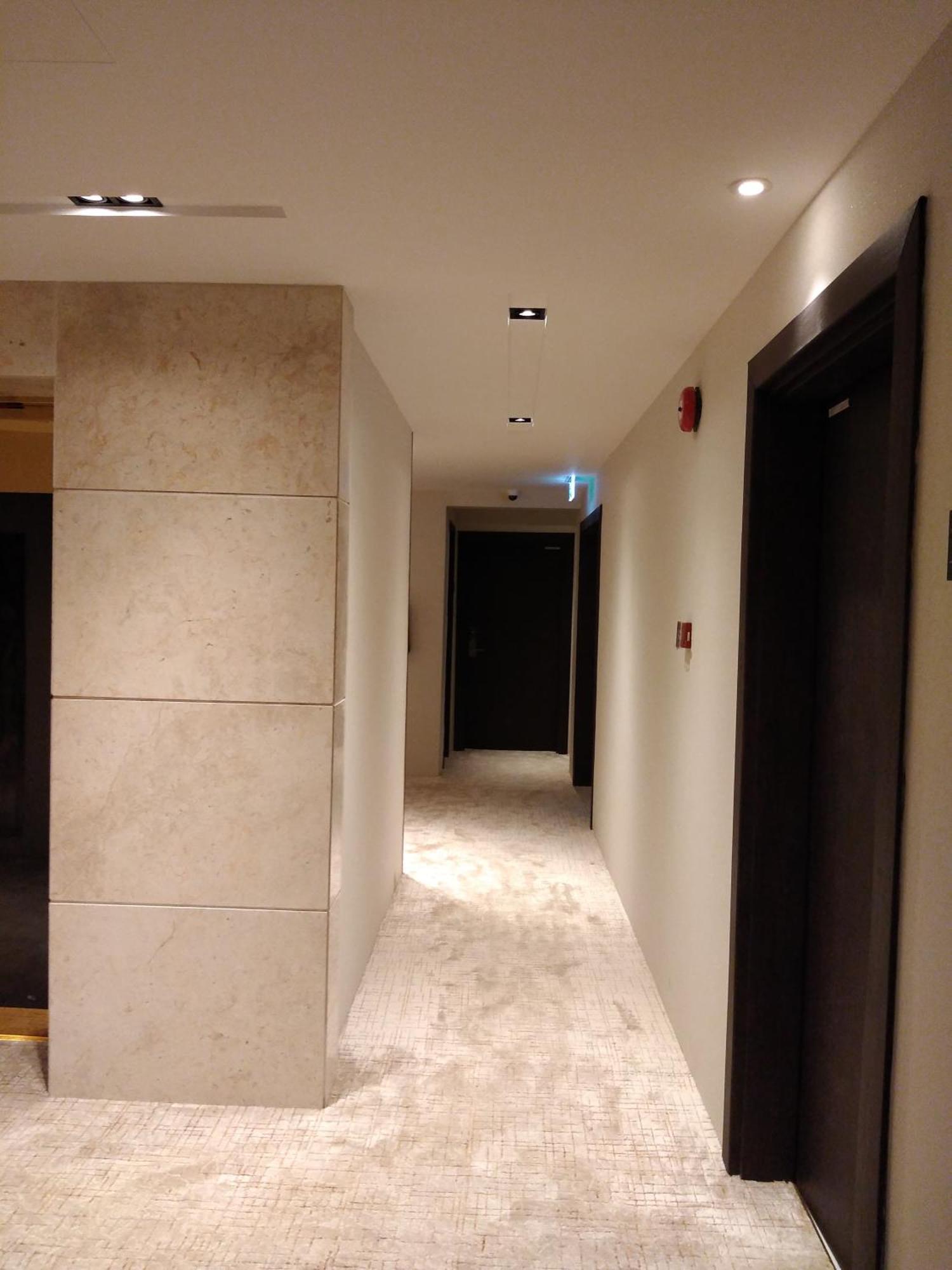 Nebula Hotel 杜科姆 外观 照片