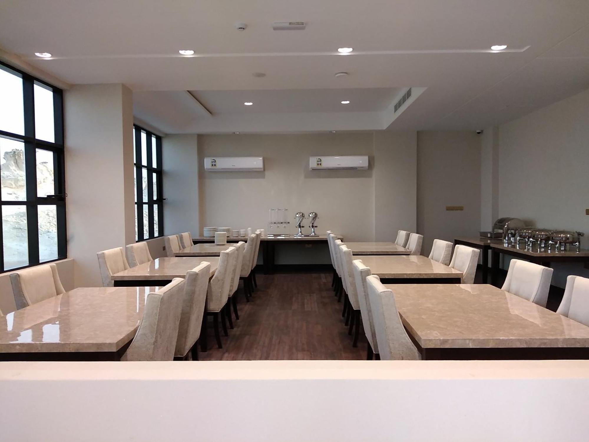 Nebula Hotel 杜科姆 外观 照片