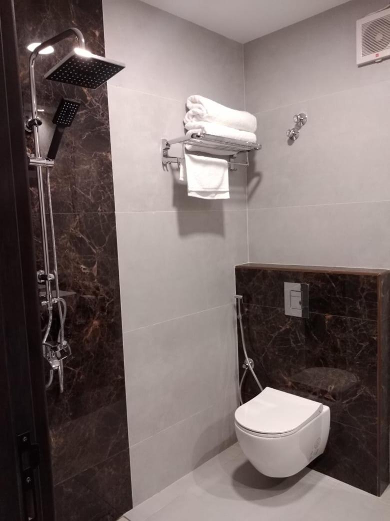 Nebula Hotel 杜科姆 外观 照片
