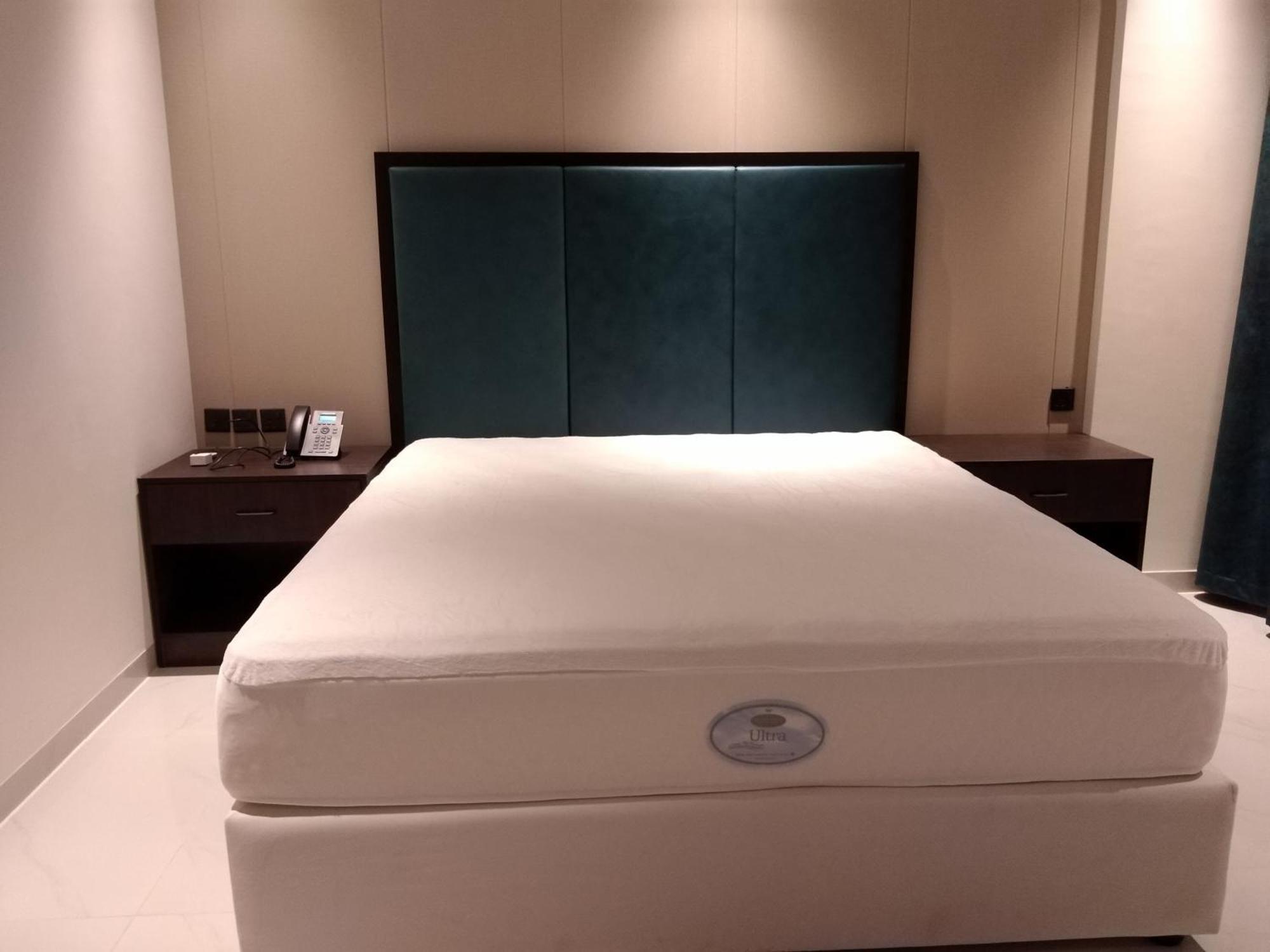 Nebula Hotel 杜科姆 外观 照片